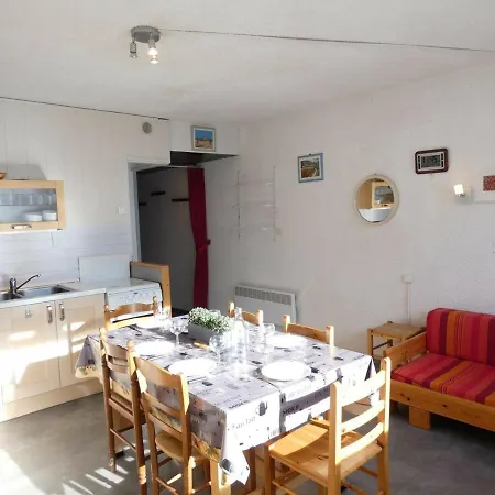 6 Pers. Avec Balcon Exposition Sud, Salon Avec Lcd Et Dvd, Cuisine Equipee, Casier A Apartment